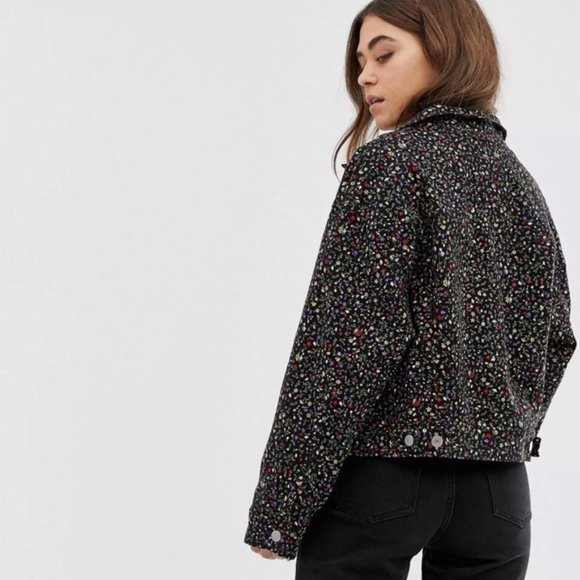 Levi's Trucker Jacket in Ditsy Floral Secret Garden Print Size M - Picture 2 of 13